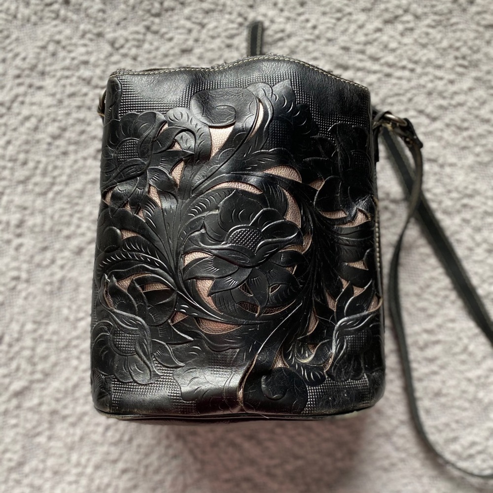 Patrica Nash black and pink metallic purse